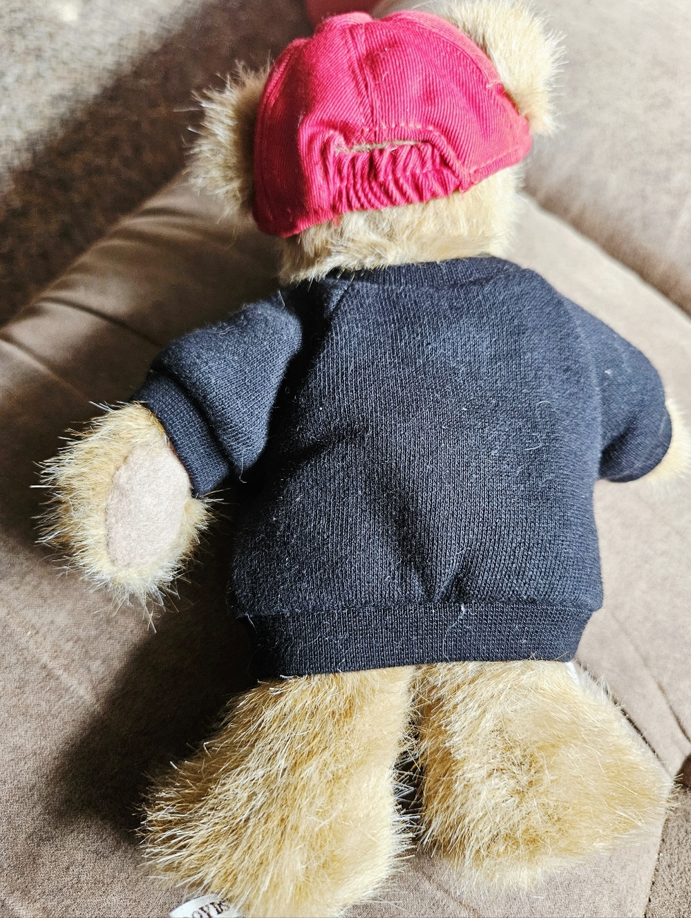 Boyds Bear NASCAR Fan Bear Plush in Black Sweatshirt Red Hat - Picture 6 of 7